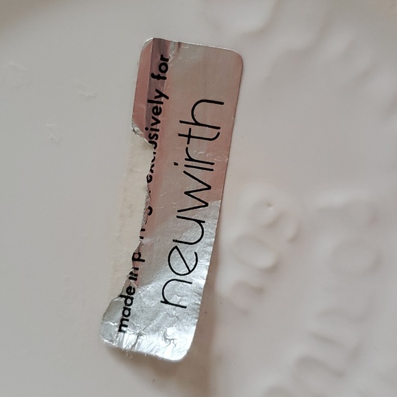 Hand Painted Sunflower Pitcher Portugal Neuwirth Brand Artist Signed 6-7" - Picture 5 of 10